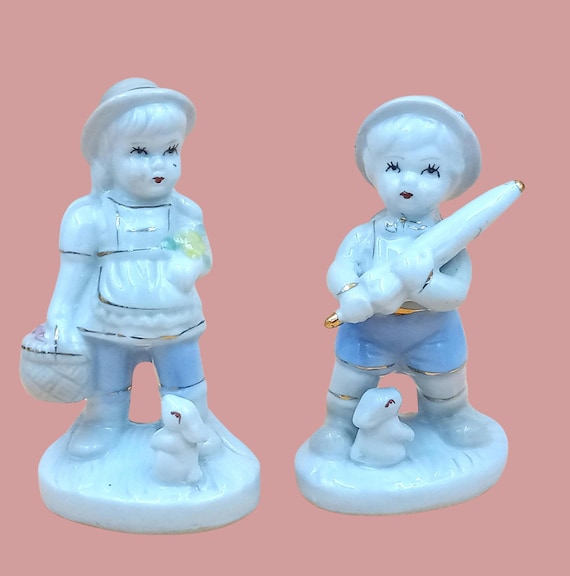 Vintage Ceramic FIGURINE Couple, Boy and Girl, Blue and White, Umbrella, Basket, Porcelain