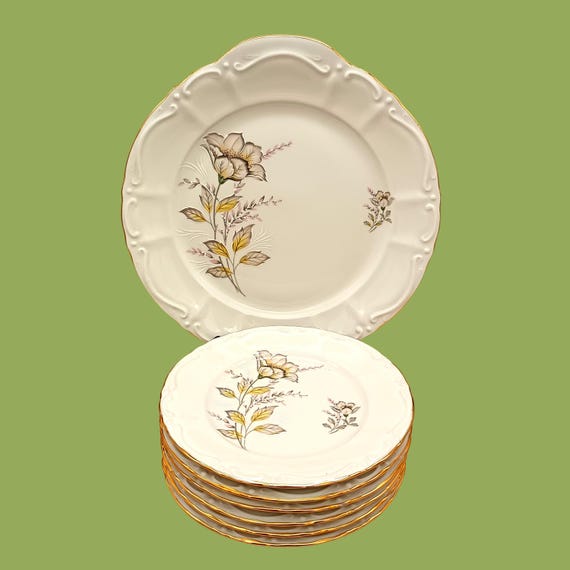 DISH and dessert plates in porcelain with vintage pastel flower pattern, Royal Tognana Italy