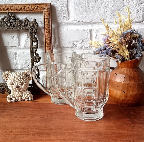 Set of 2 vintage beer mugs in thick, honeycomb-patterned glass