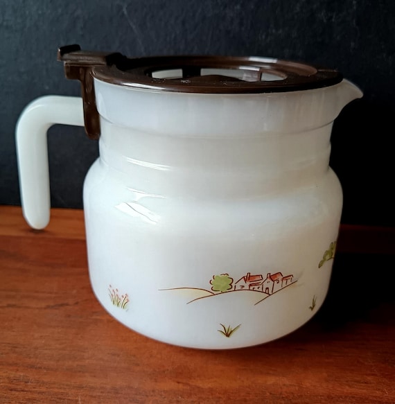 Vintage Arcopal coffee pot/coffee maker with sweet pea pattern, 1980