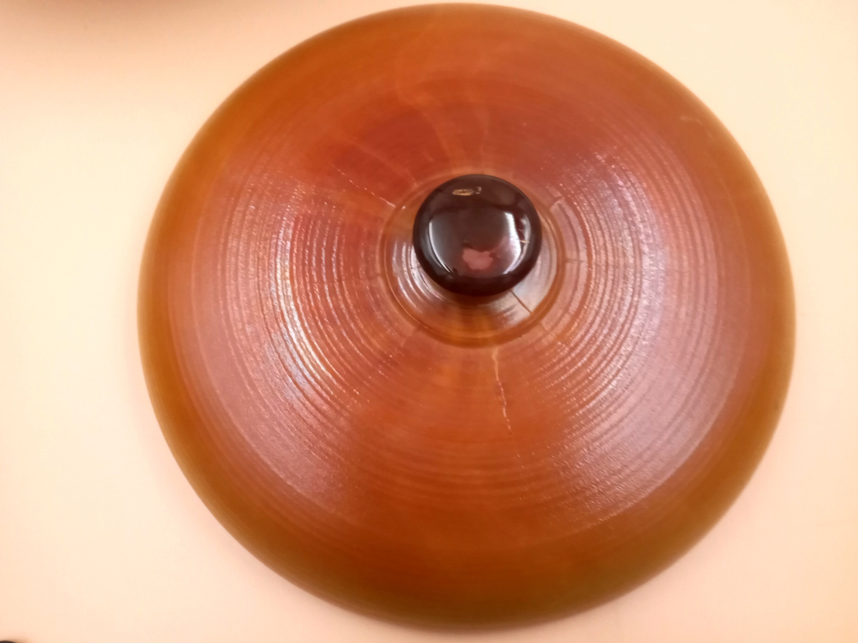 Grandes tasses Arcopal France modèle Volcan de 1970 caramel moutarde