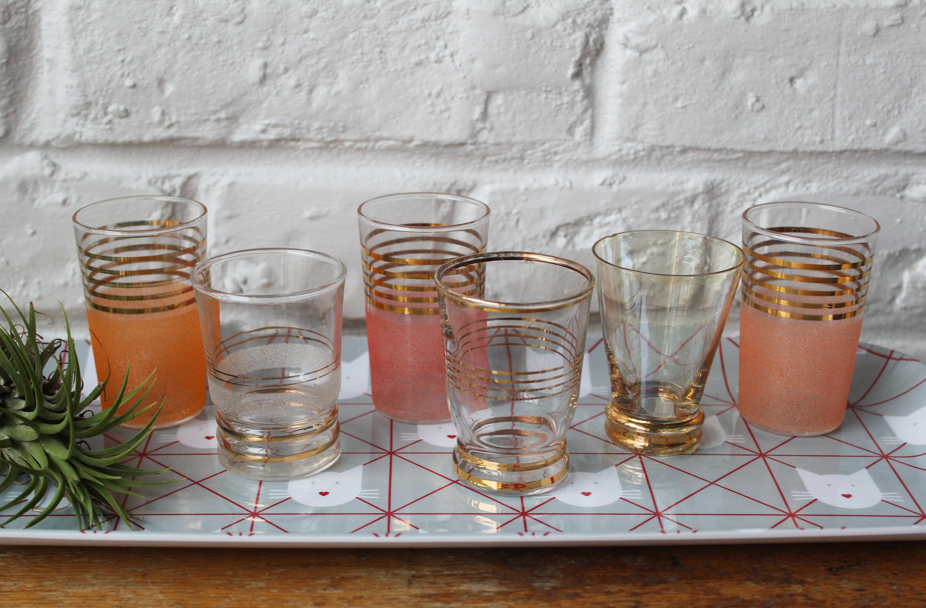 6 Jolis Verres Vin Porto Vintage Assortis Années 50