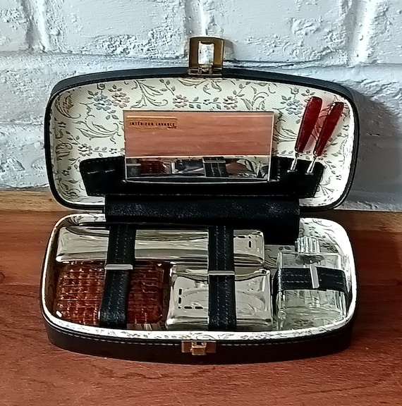 Pretty travel case with toiletries, vintage from the 60s