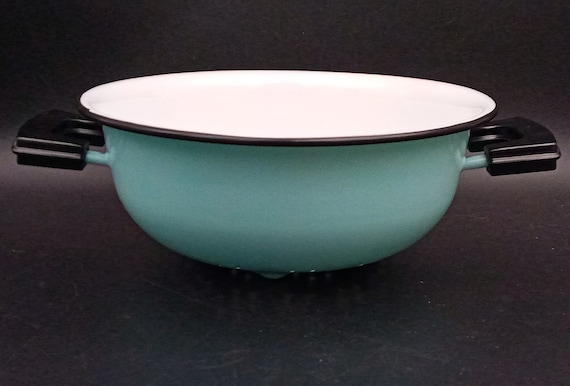 AUBECQ France sky blue enamelled colander 1950, vintage