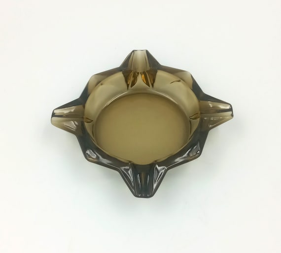 Vintage ashtray in smoked glass, star model by Luminarc, lead crystal 24%