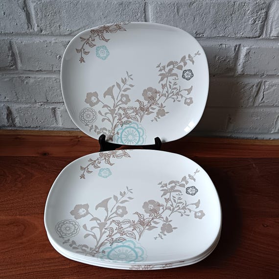 5 Luminarc France opaline steak plates with floral pattern