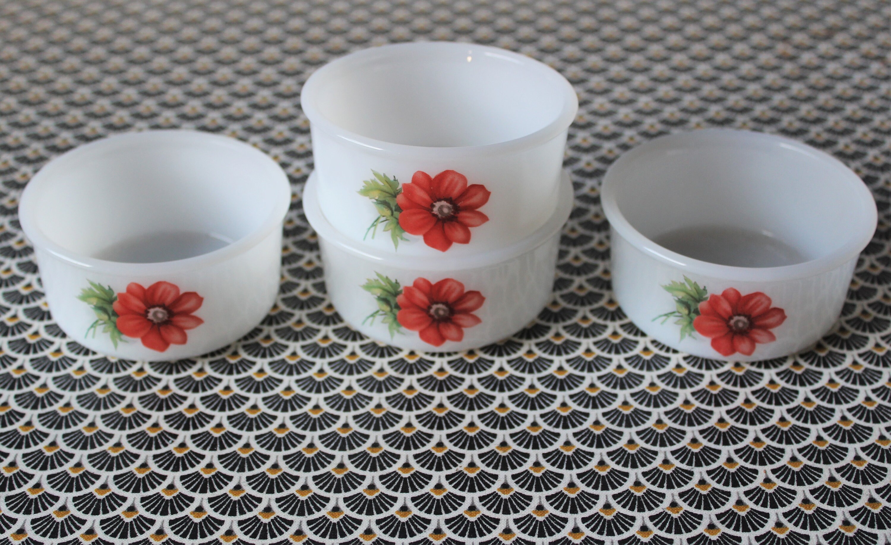 Lot de 11 ramequins vintage Arcopal Myosotis - Arts de la table
