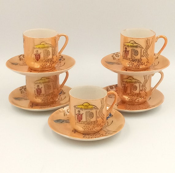 5 vintage Japanese fine porcelain coffee CUPS with Geisha design, made in Asia around 1960