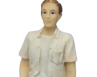 Melody Jane Figurita Resina Hombre Moderno Camisa Abierta 1:12 Para Casas De Muñecas – Detalle Realista
