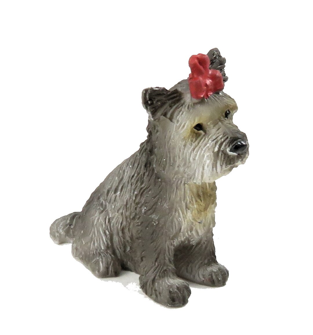 Dolls House Yorkshire Terrier Sitting Pet Yorkie Dog With Bow 112