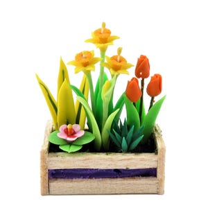 Poppenhuis lentebloemen in doos plantenbak narcissen tulpen 1:12 tuinaccessoire