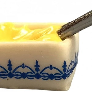 Burriera blu e bianca con coltello per casa delle bambole, accessorio da cucina in miniatura, scala 1:12