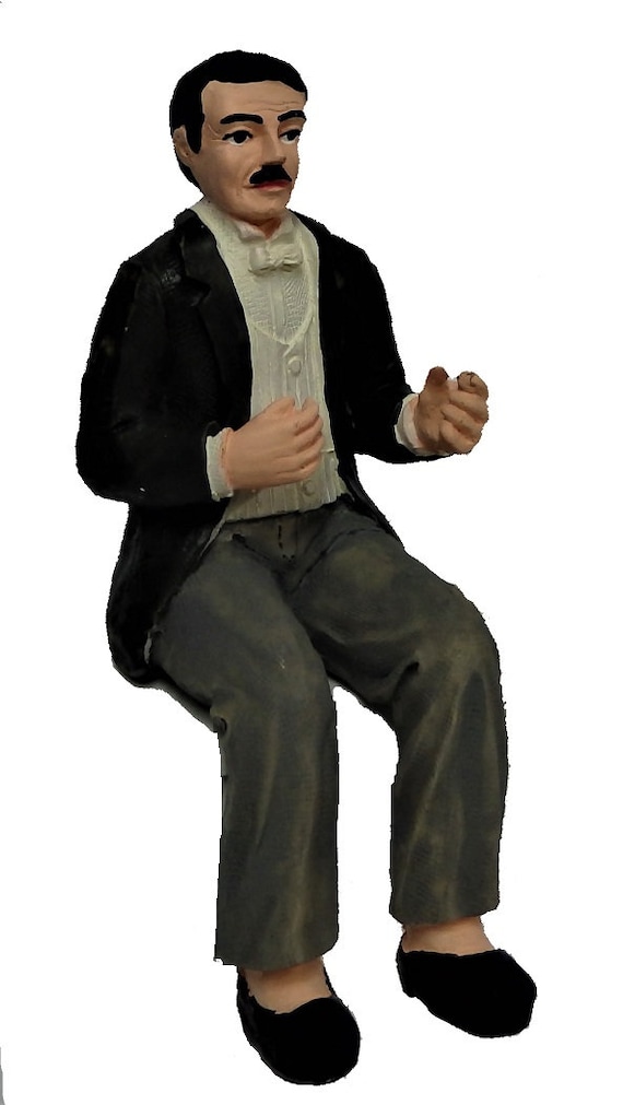 Melody Jane 1:12 Scale Dollhouse Miniature - Porcelain Gentleman Father Figure, Posable, 5.5 Inches Tall - View #7