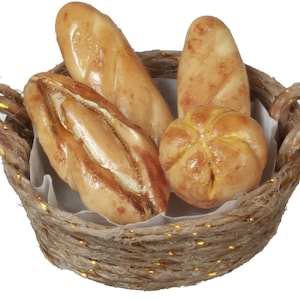Dolls House Bread Loaves in Woven Basket 1:12 Shop Store Bakery Market Accessory