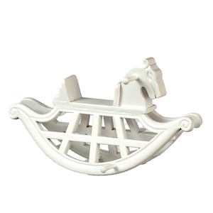 Casa de bonecas cavalo de balanço branco JBM miniatura berçário loja de brinquedos acessório 1:12