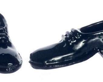 Dolls House Miniature Shop Bedroom Accessory Mens Black Brogues Shoes Metal