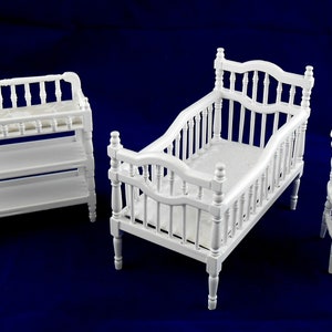 Dolls House White Wooden Victorian Baby&#39;s Miniature Nursery Furniture Set 1:12