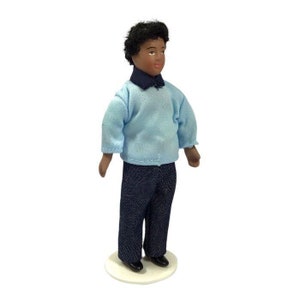 Poppenhuis Man Vader Vader Vader in Blauwe Trui Moderne Man 1:12 Porseleinen Figuur