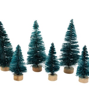 Dolls House 8 Christmas Conifer Trees Miniature Garden Scene Accessory