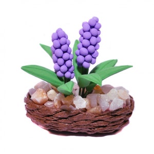 Dolls House Purple Hyacinths in Basket Miniature Home Flower Display Accessory
