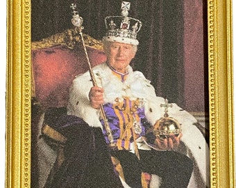 Melody Jane Puppenhaus-Bild – Queen Elizabeth II & Prince Philip, Goldrahmen, Maßstab 1:12