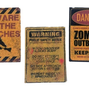 Dolls House Warning Sign Posters Miniature Halloween Decoration 1:12 Scale