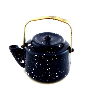 Dolls House Blue Spotted Kettle Miniature 1:12 Scale Metal Kitchen Accessory