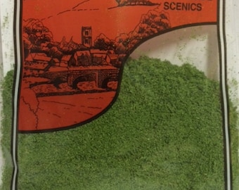 ドールハウス ミッドグリーン 粗い草 庭 風景 散布