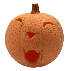 Dolls House Halloween Pumpkin Jack O’Lantern Laughing Garden Porch Ornament 1:12
