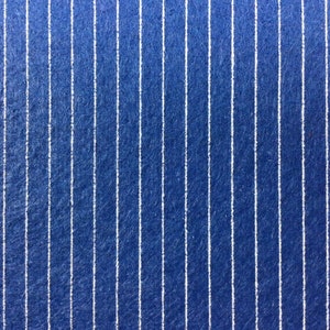 Dolls House Windsor Blu Striped Tappeto autoadesivo Pavimenti da parete a parete