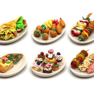 Dolls House 6 Plates of Cooked Food Buffet Snacks Prepared Dining Room Accessory