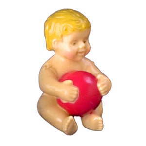 Dolls House Rubber Baby Sitting with Ball Miniature People Doll 1:12 Scale