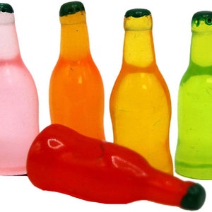Dolls House 5 Fizzy Soda Pop Bottles Miniature Pub Shop Kitchen Accessory 1:12