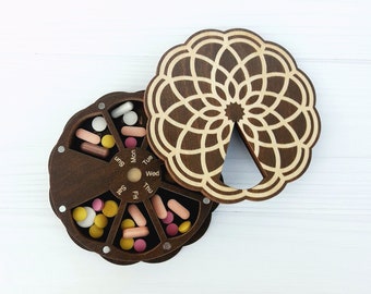 7-Day Wooden Pill Box: Weekly Medication Organizer, Decorative vitamin container