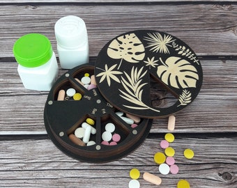 Monstera pill box 7 day wood, Weekly pill organizer, Cute pill case, Vitamin box, Unique pill container 7 day, Pill holder, Daily pill box