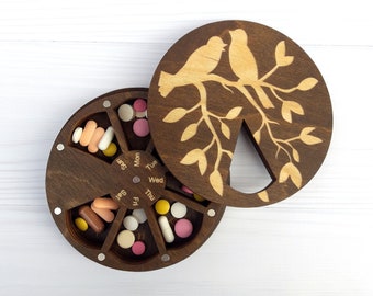 Birds Wooden 7-Day Pill Box, Birth control case, Weekly Pill Organizer, Vitamin dispenser