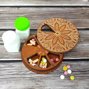 Wooden pill box 7 day, Weekly pill case, Vitamin organizer, Daily pill box wood, Decorative pill holder, Cute pill container, Pill storage