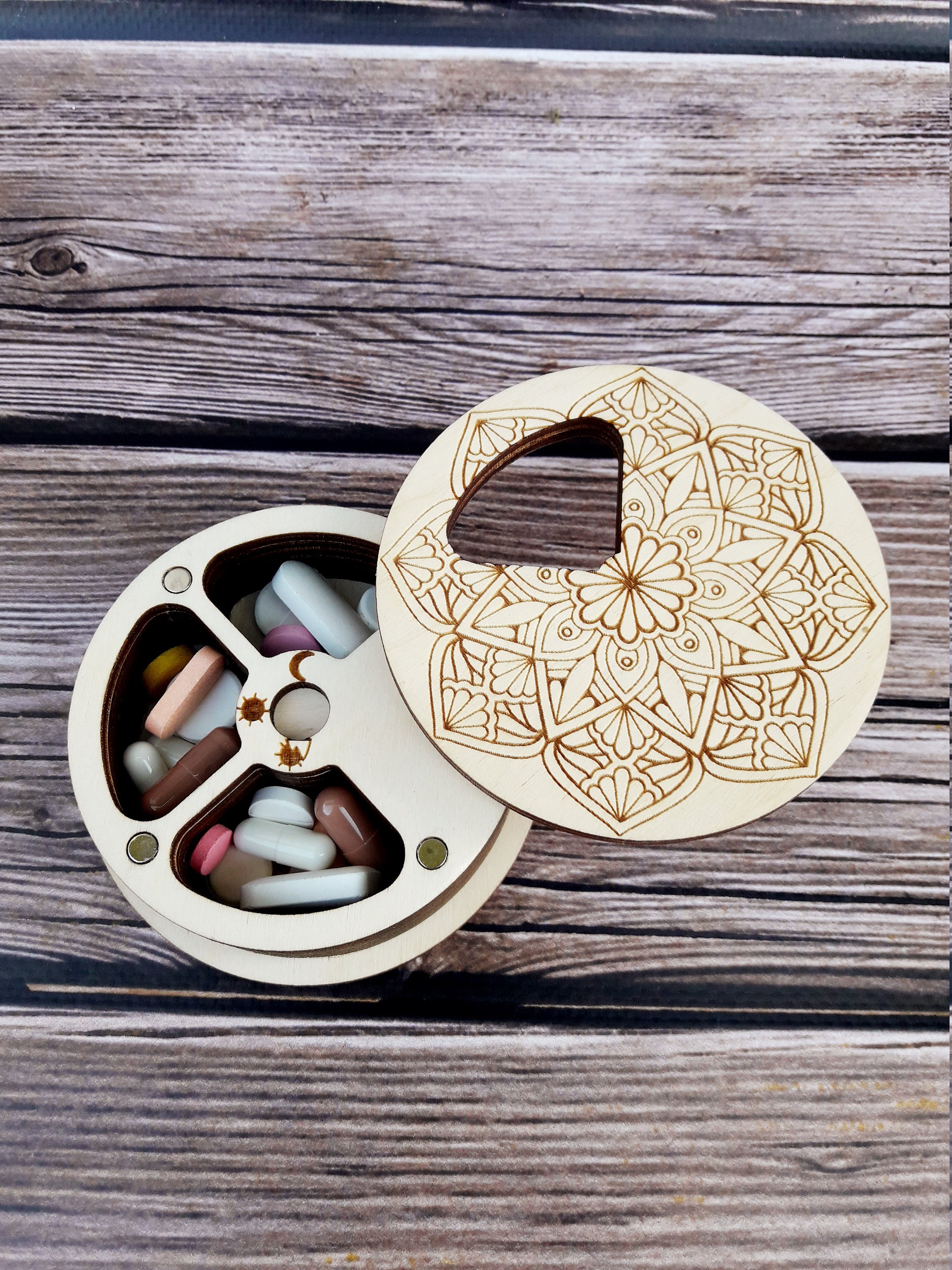 Small wood pill box Cute pill box Daily pill organizer Wood Etsy