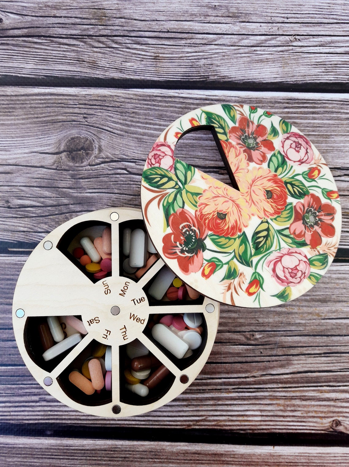Large pill box 7 day Floral pill case 7 day Pill organizer Etsy