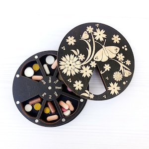 Wooden pill box 7 day, Weekly pill case, 7 day pill organizer, Decorative butterfly pill box, Pill container, Cute pill holder, Medicine box