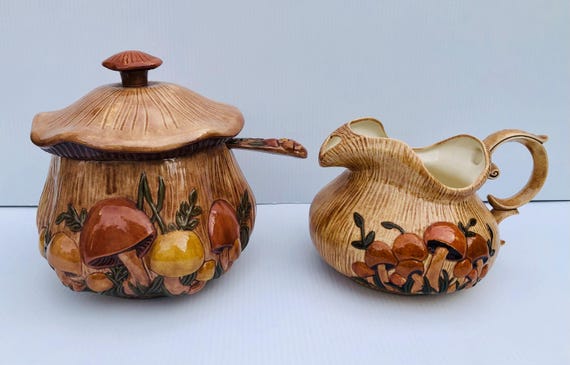 Vintage Arnel's Mushroom Soup Tureen with Ladle & Matching Pitcher, Large Brown Ceramic Merry Mushroom Serving Set, 1970s Woodland Dishes
