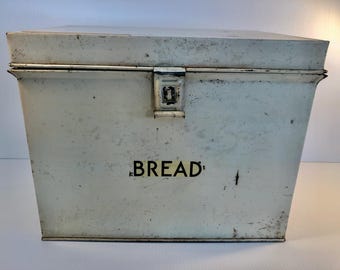Vintage Bread Box, Large White Metal Bread Box with Label, Front Latch & Side Handles, Farmhouse Kitchen/French Country Kitchen, MCM Storage