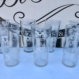 Szklanki do picia Vintage Stage Coach, zestaw 7 szklanek MCM Glass Tumblers, szklanki z grafiką Vintage Carriage, szklanki do baru, zestaw do napojów retro