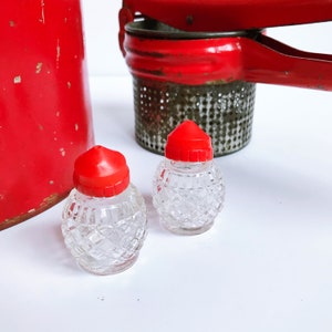 VINTAGE | Red Kitchen Set - Etsy