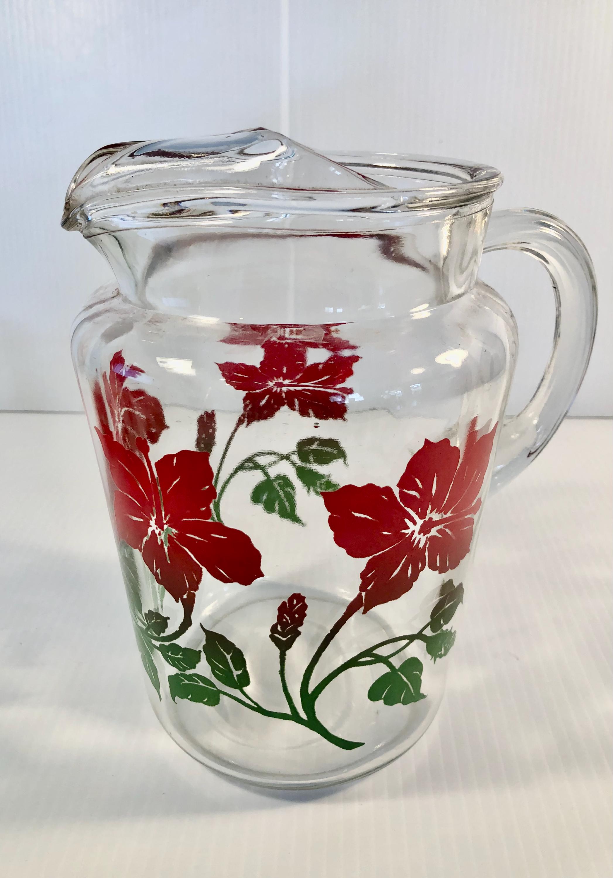 ヴィンテージ、花柄ガラスピッチャー、赤い花と緑の葉がデザインされた
