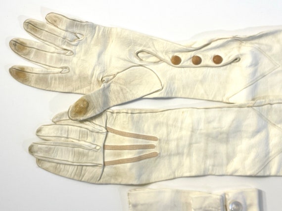 Antique + Vintage Set of 3 Pairs of Women's Fashi… - image 3