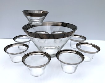 Set da portata vintage Dorothy Thorpe con fascia in argento, ideale per patatine e salse, stile Mid-Century Modern.