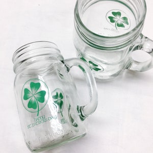 VINTAGE | St. Patrick&#39;s Day mason jar drinking glasses with handle