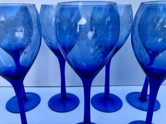 Glimlach isolatie effect Vintage blauw glas set van 7 wijnglazen met geëtst - Etsy Nederland
