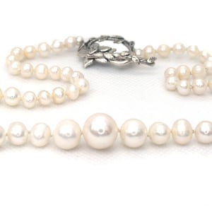 Graduated Pearl Necklace